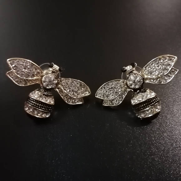 Bee earrings with tiny stones. - Picture 2 of 4